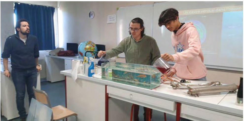 Jean-Louis Étienne’s Polar POD Visited Charles-Despiau High School.